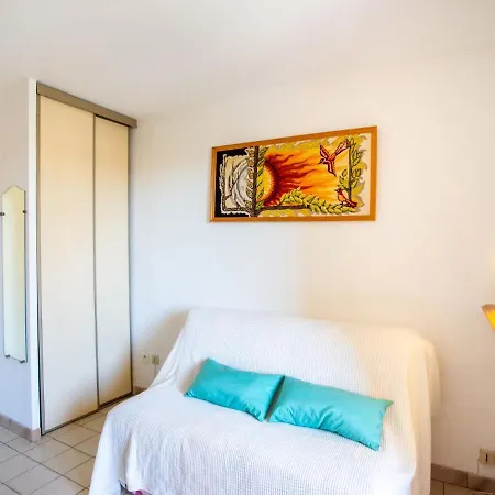 Les Mimosas Bleus-2 By Interhome *