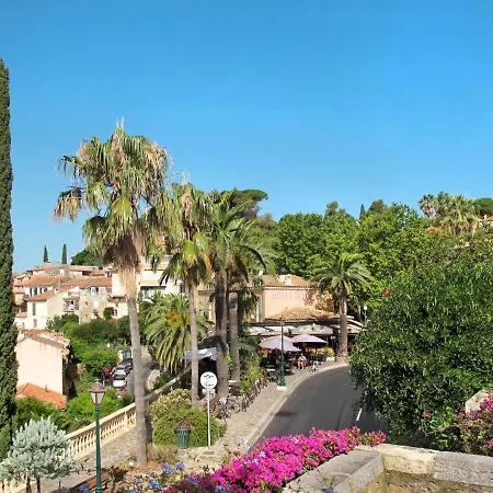 公寓 Les Mimosas Bleus-2 By Interhome *