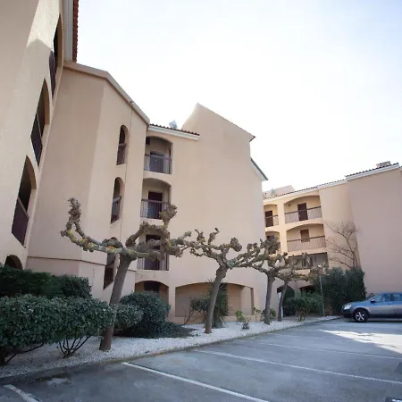 公寓 Les Mimosas Bleus-2 By Interhome *